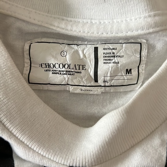 :chocoolate x Looney Tunes Collab - RARE! - Bugs Bunny Tee - Size Medium - Picture 4 of 5